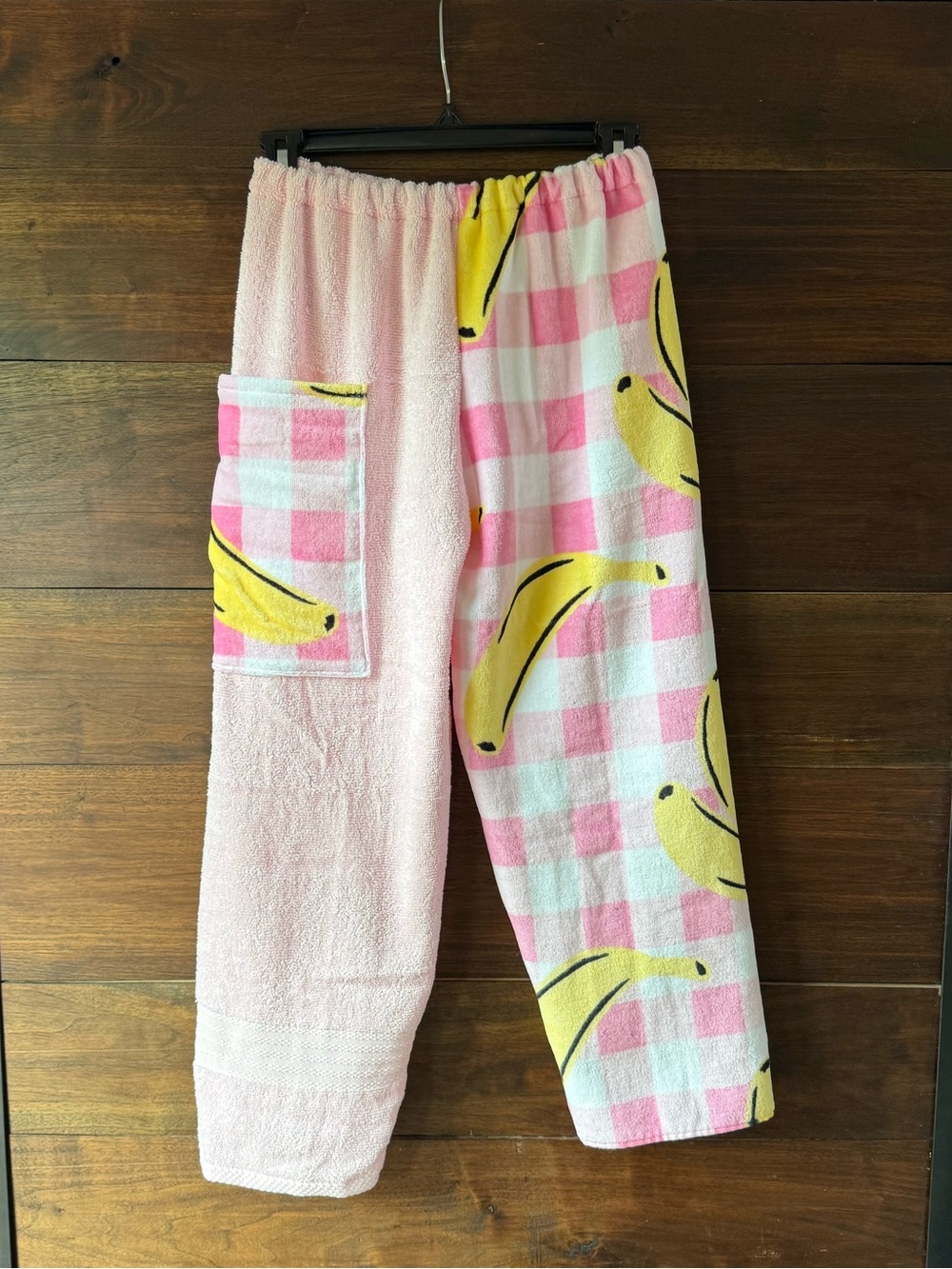 Towel pants pink gingham and bananas